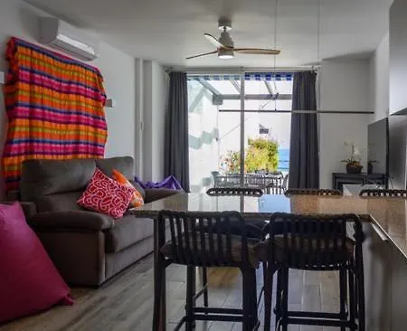 Newly Renovated 2 Bedroom Beachfront House