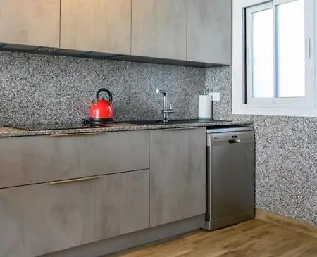 Newly Renovated 2 Bedroom Beachfront House Appartement Sitio de Calahonda